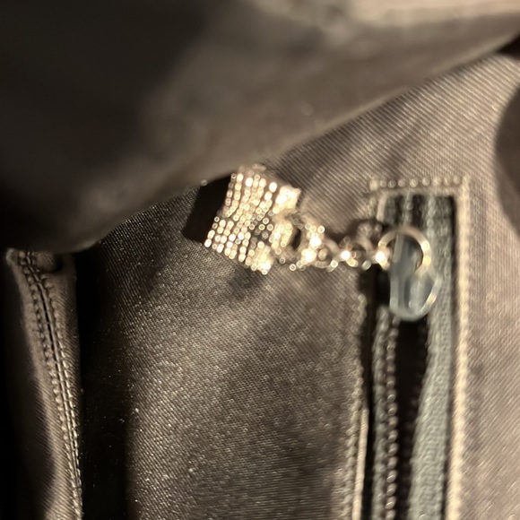 Judith Lieber, Gray snakeskin purse. Comb and mirror, mirror bag, dust bag - Picture 8 of 16